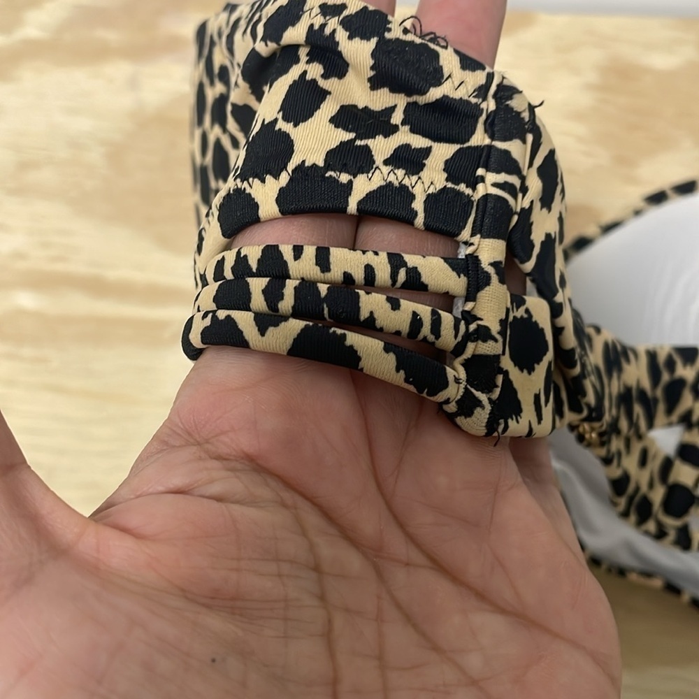 Victoria Secret Strapless Leopard Animal Cheetah Print Swimsuit size M 34B top - Picture 9 of 10
